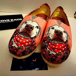 Groove Bags Custom Kicks, Puppy and flowers 🌺